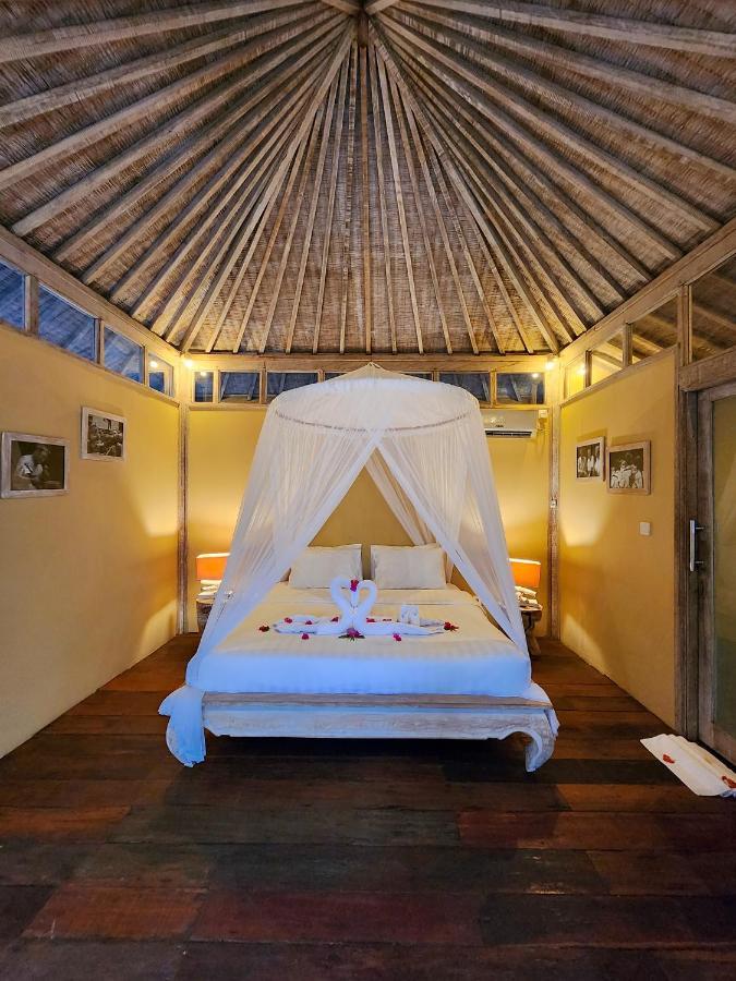 Bamboo Lodge 2 Gili Trawangan Esterno foto